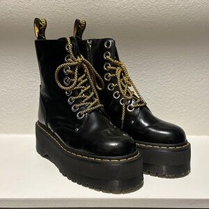 Dr. Martens Jadon Max Boot